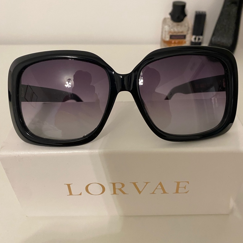 Lorvae Sunglasses